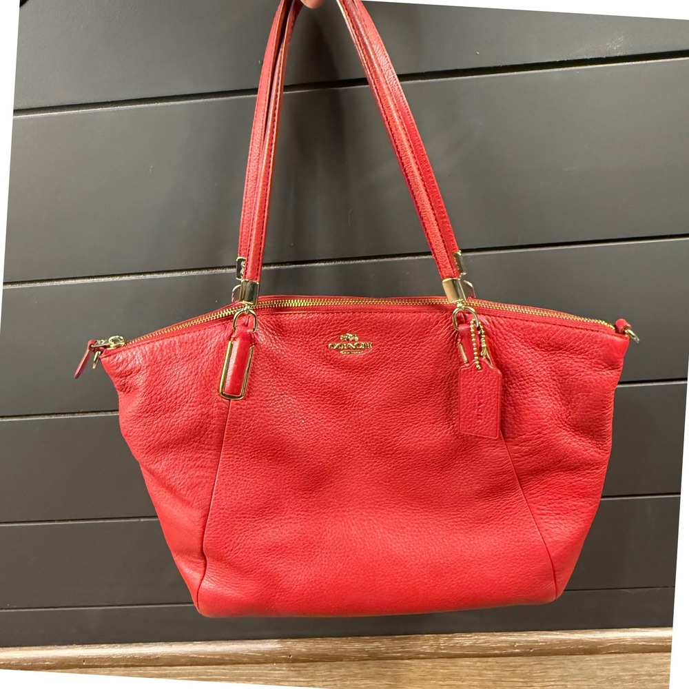 Coach Red Leather Kelsey Tote Bag Zip Top Closure Dual Handle Interior Pockets